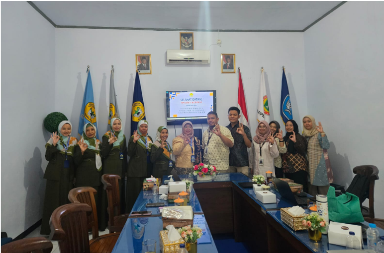 LLDIKTI Wilayah VI Lakukan Pendampingan Migrasi Akademi Keperawatan Karya Bhakti Nusantara Menjadi STIKes KBN Magelang